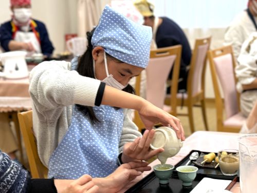 おいしいお茶の淹れ方実習