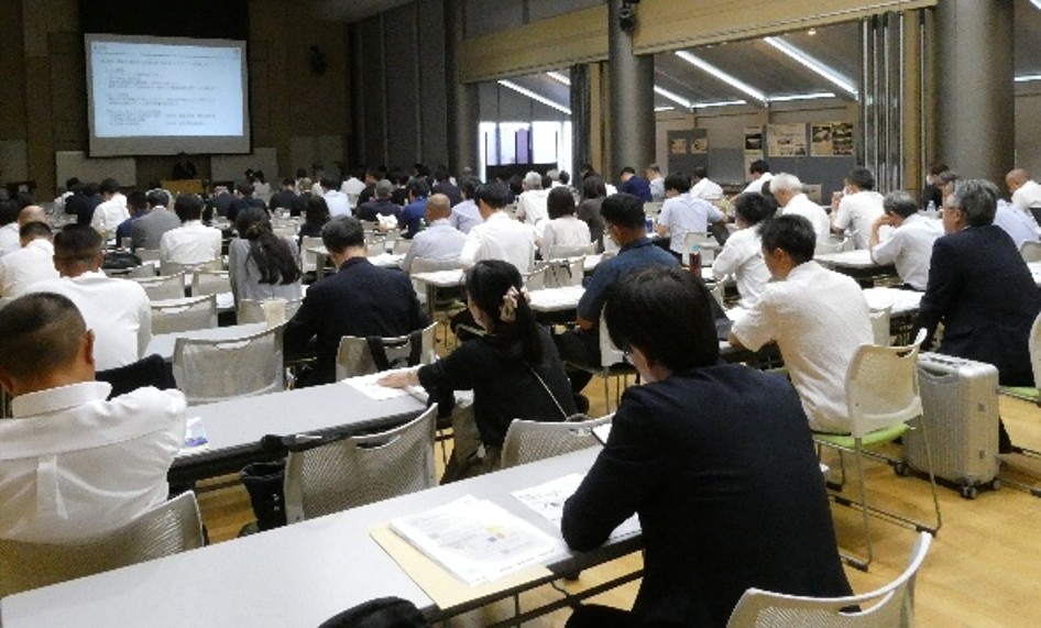 会場の様子