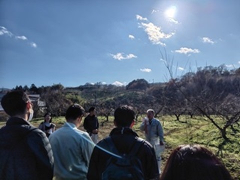 実証圃場で説明