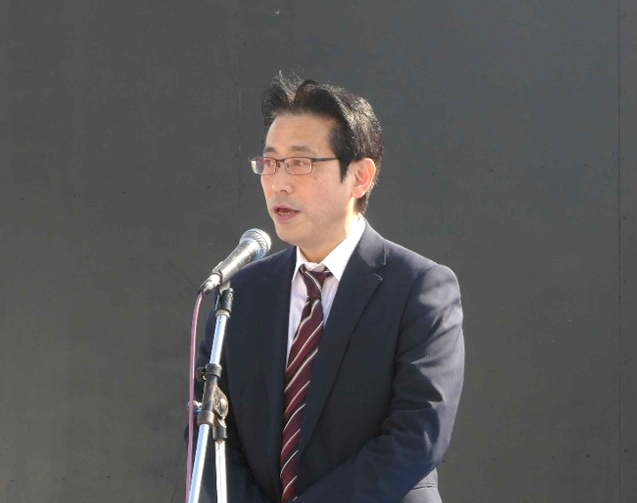 阿部参事官
