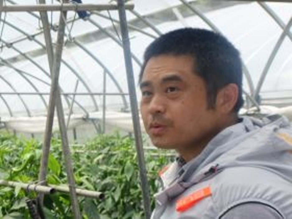 岡安賢治氏