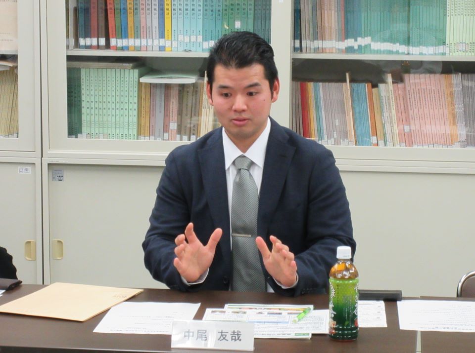 中尾氏