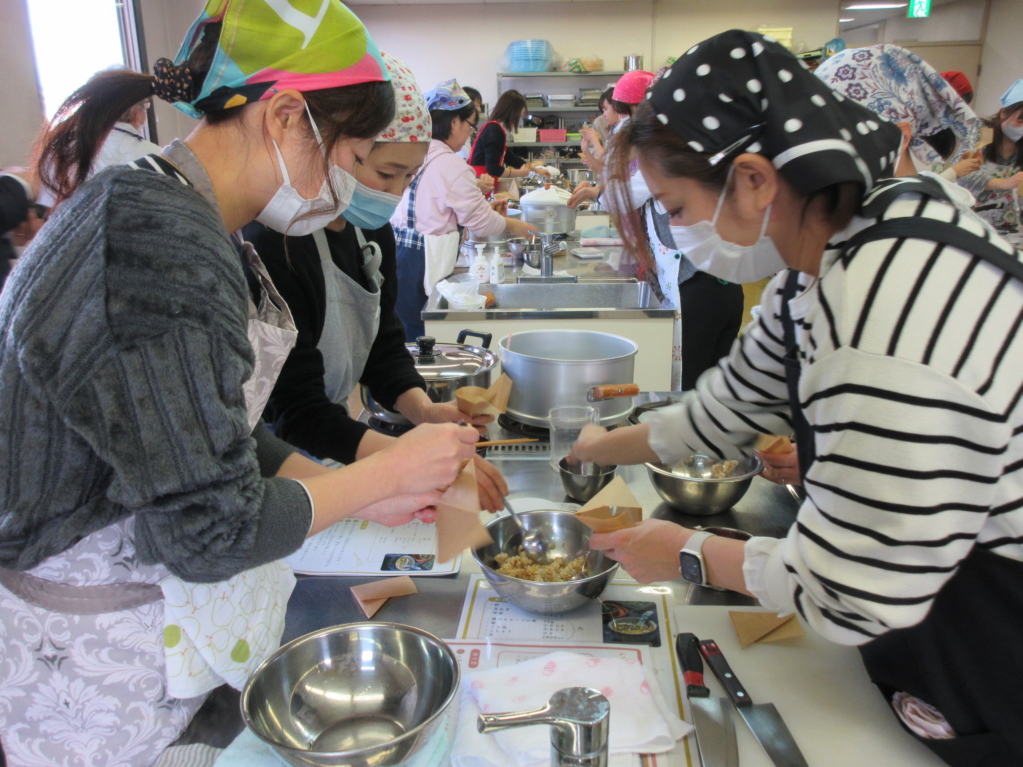 中華ちまきづくり