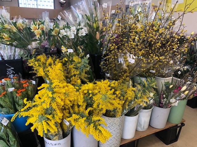 売場の様子(花)