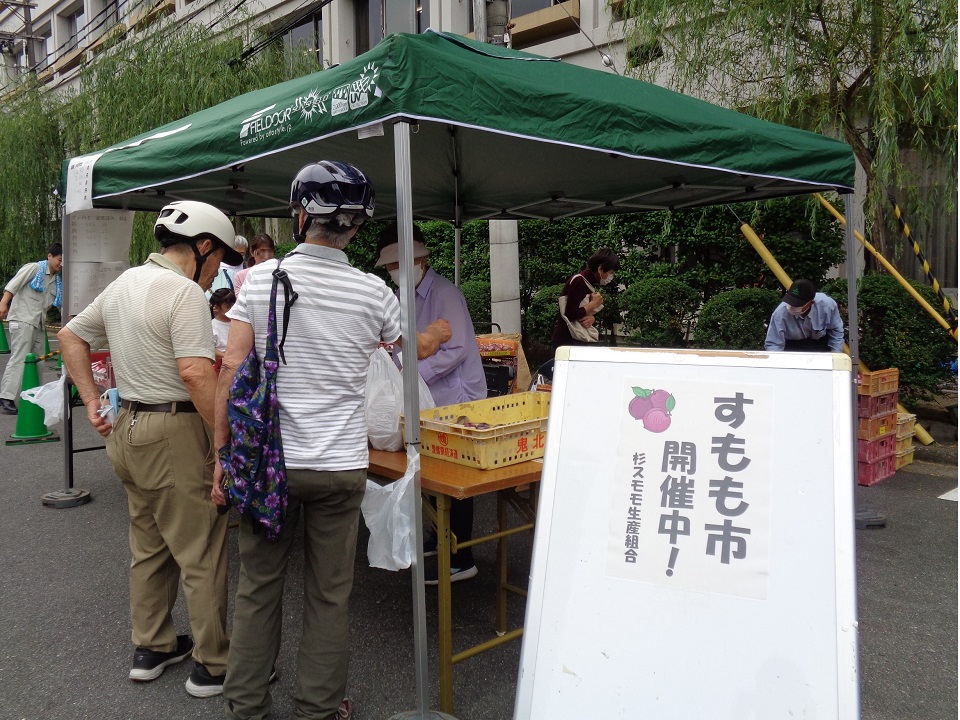 地域の住人でにぎあう