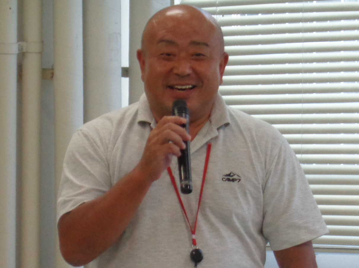 発表する神野享士氏