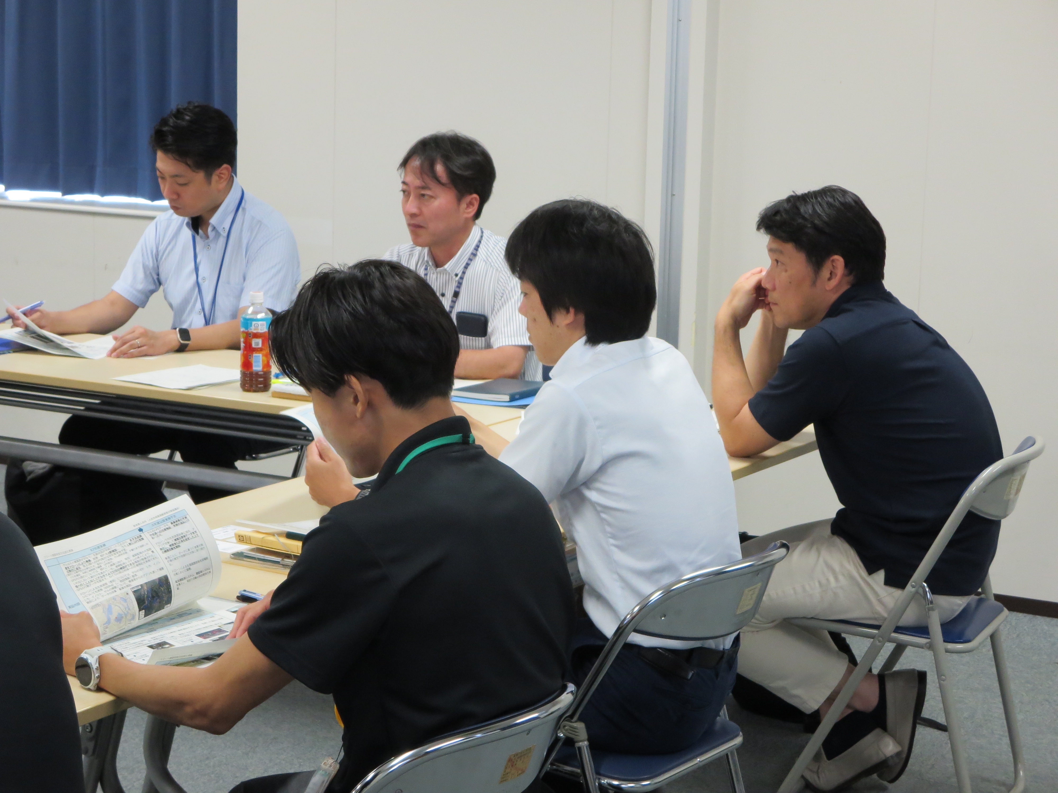 情報交換会参加者の様子
