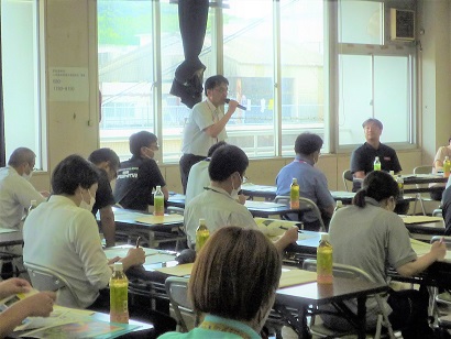 研修会での意見交換の風景