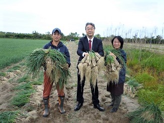 地方参事官と一緒に撮影