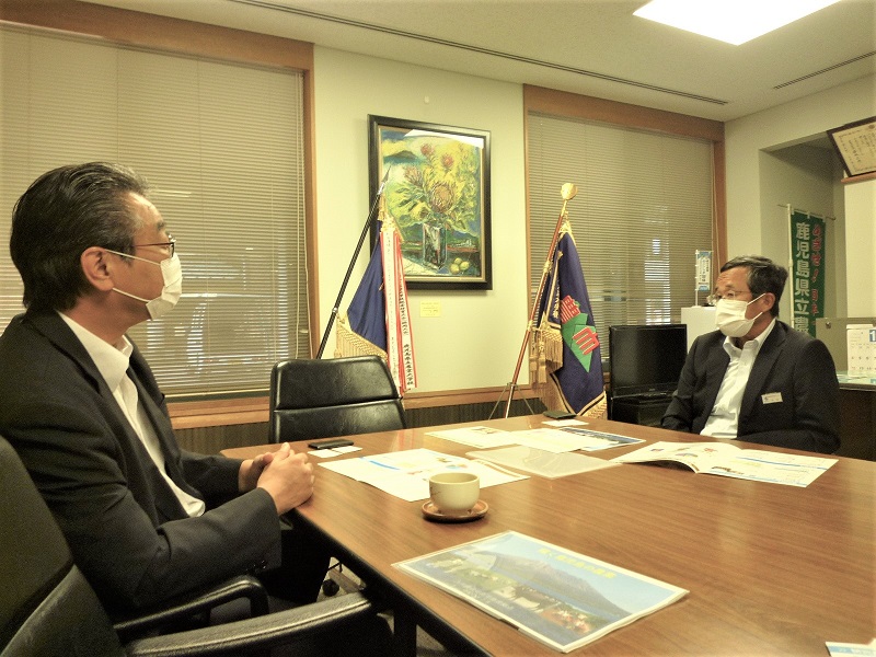 農業大学校長との意見交換風景(その1)