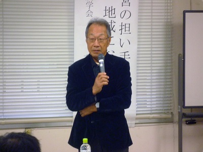 萬田正治氏の講演風景