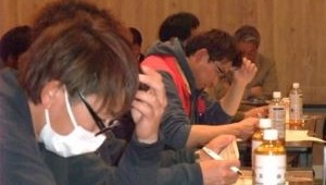 熱心に受講している様子