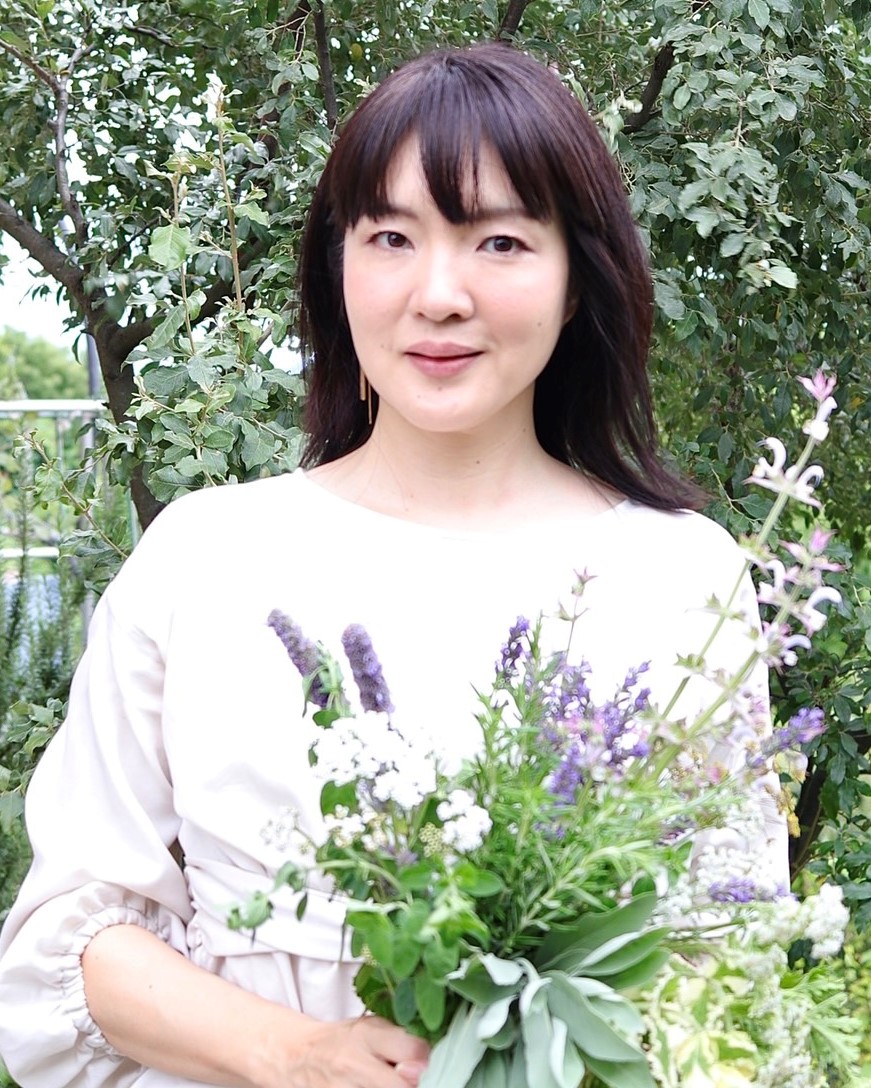 伊藤香菜子（和草ハーブ  の生産・加工：大分市）