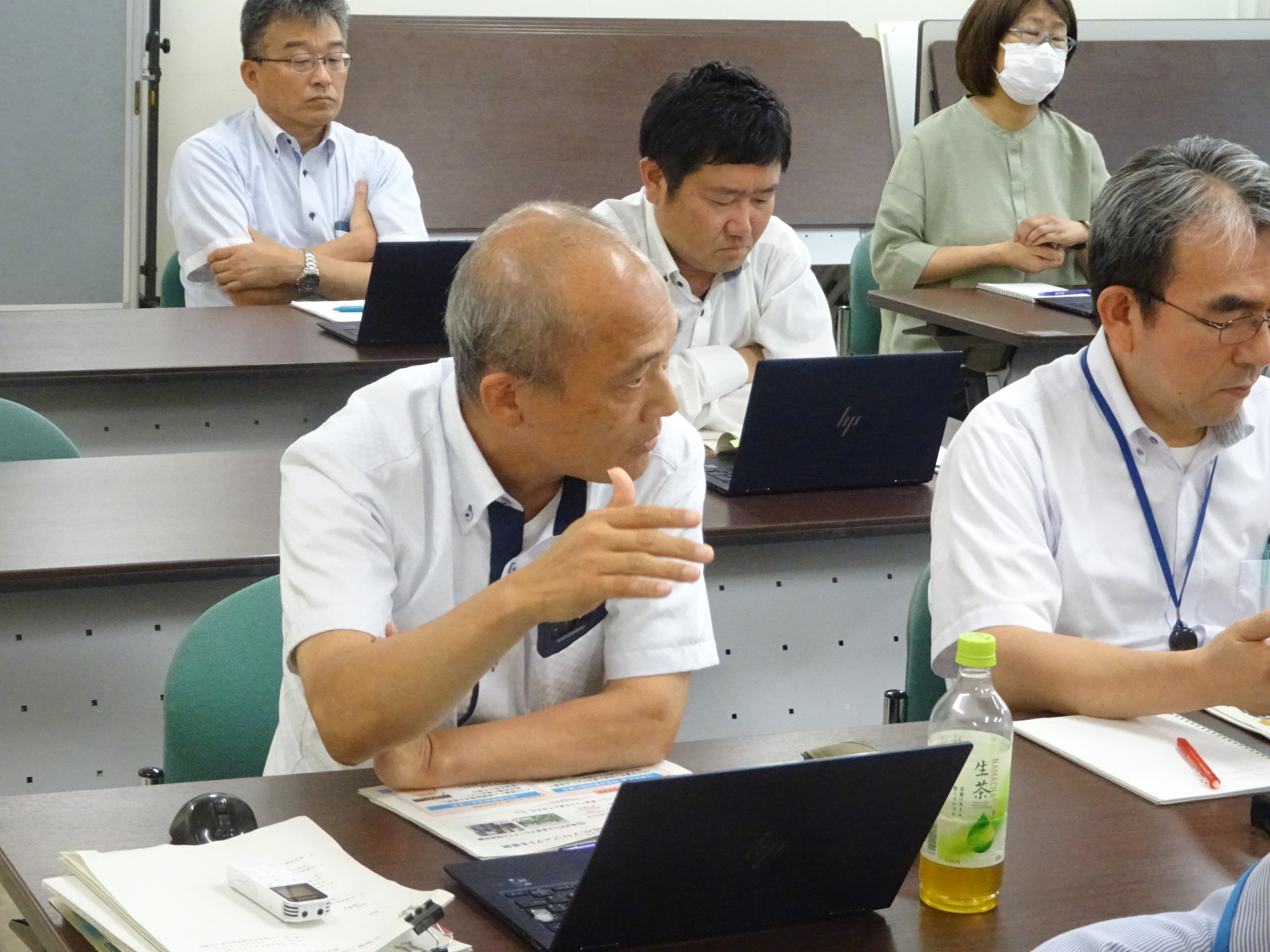佐賀県拠点職員からの質問の様子
