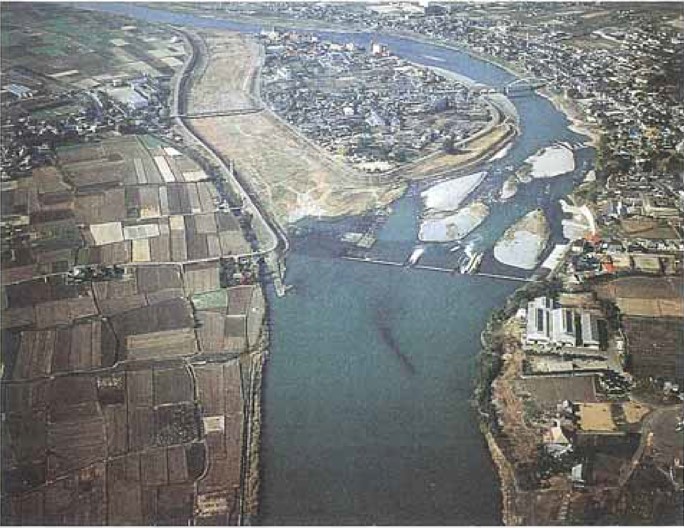 大石堰