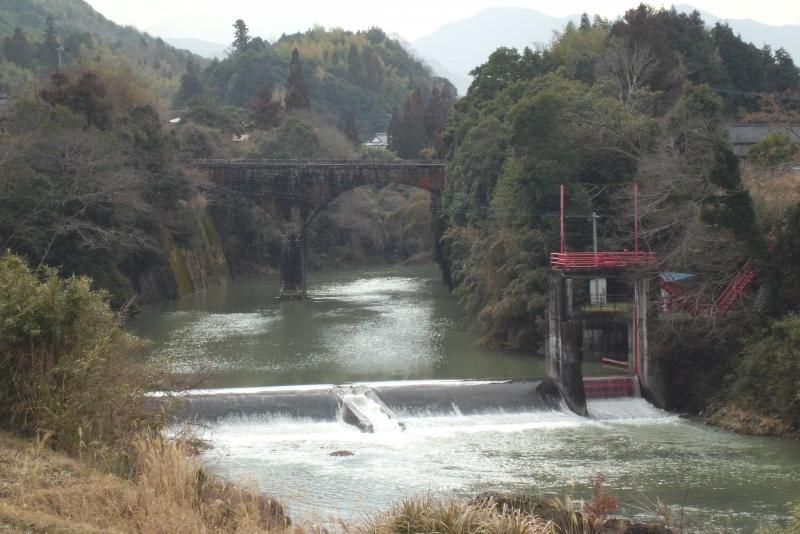 宇佐西部頭首工と御沓橋