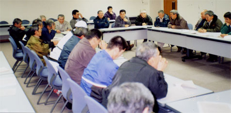 集落代表者による意見すり合わせ（役員会）