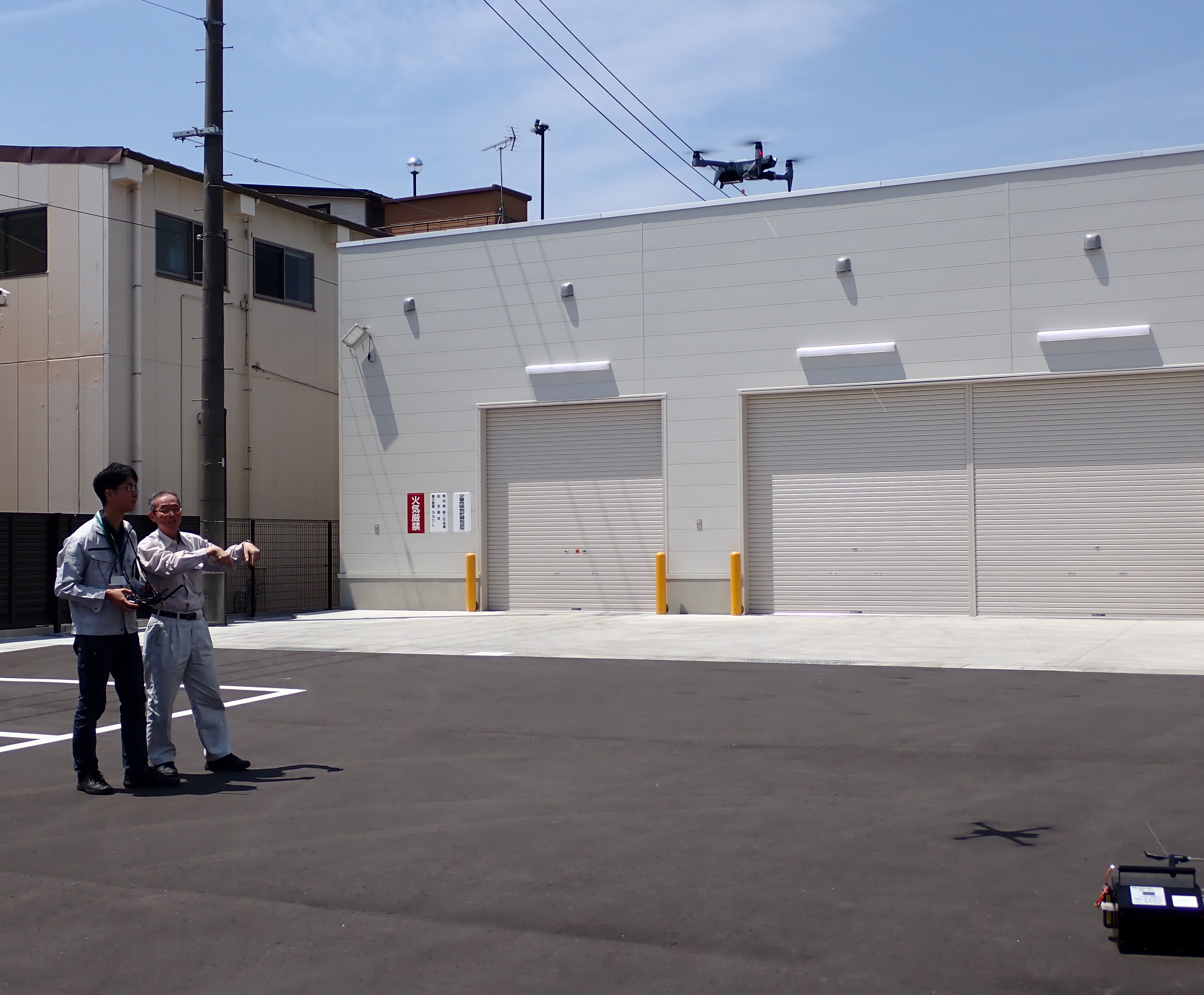 ドローン操作体験の様子