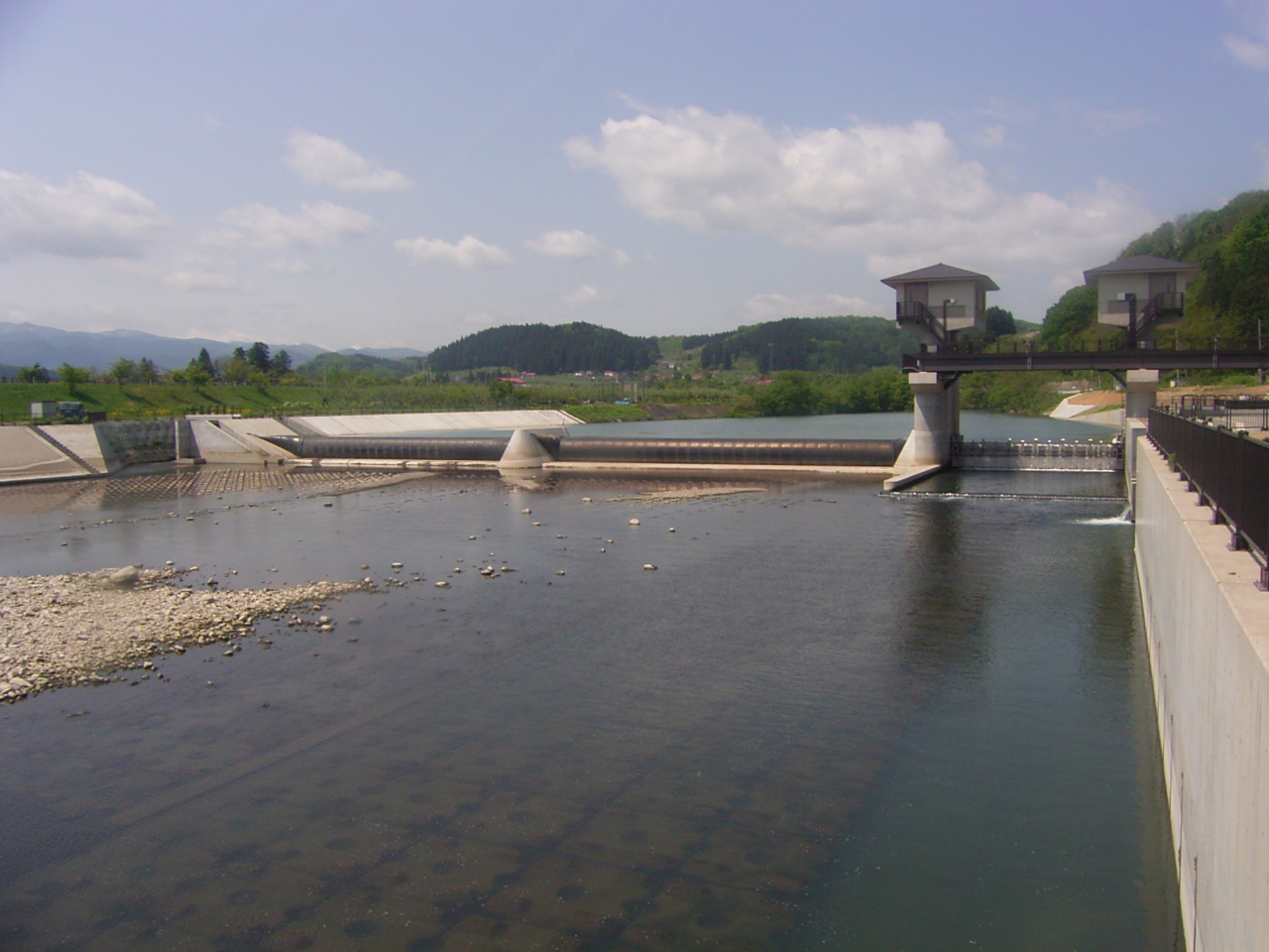 岩木川統合頭首工