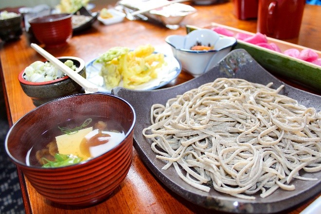 越沢三角そば