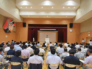 室内検討会の様子