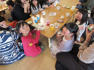 笑顔でたべよう