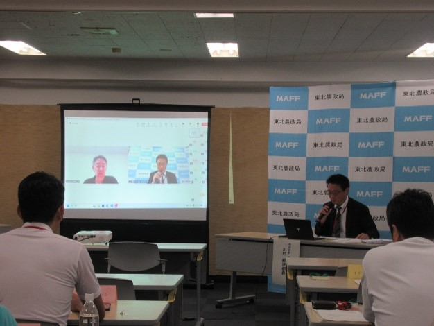 質疑応答の様子