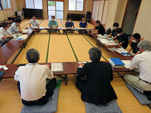 地区集会所での意見交換