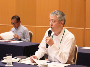 食料・農業・農村基本法等を説明する 齋藤地方参事官