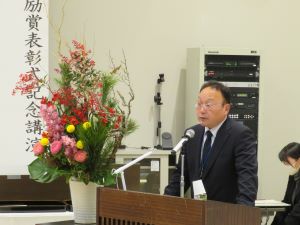 講演する県拠点職員