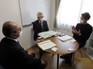 （一社）すばる 代表 髙橋 和人氏（右）