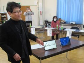 高齢者見守りシステムのデモンストレーション