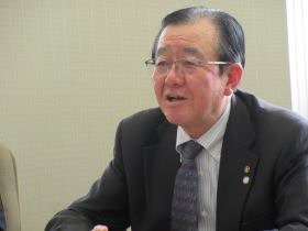 雫石町　猿子町長