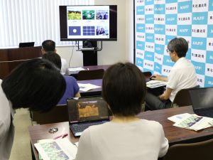 トリミングの練習問題に挑戦