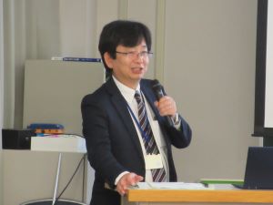 説明する髙橋総括農政推進官