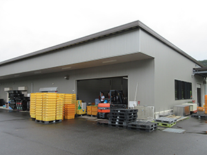 畑わさび加工施設外観