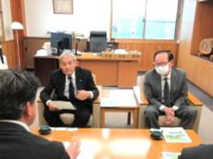 紫波町での意見交換の様子
