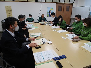 （有）伊豆沼農産との意見交換の様子