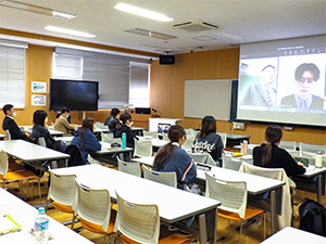 米沢栄養大学