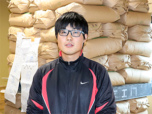 菅原  義弘氏