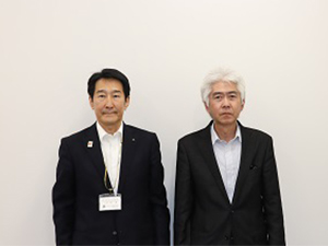 農林大学校長と参事官