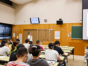 会場の様子