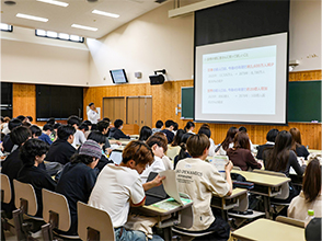 会場の様子