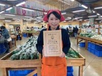 食と農をつなぐ取組を長年続けてきたことが評価された食育ソムリエエンパワラーを受賞したジェイエイ夢みなみ農産物直売所の副店長