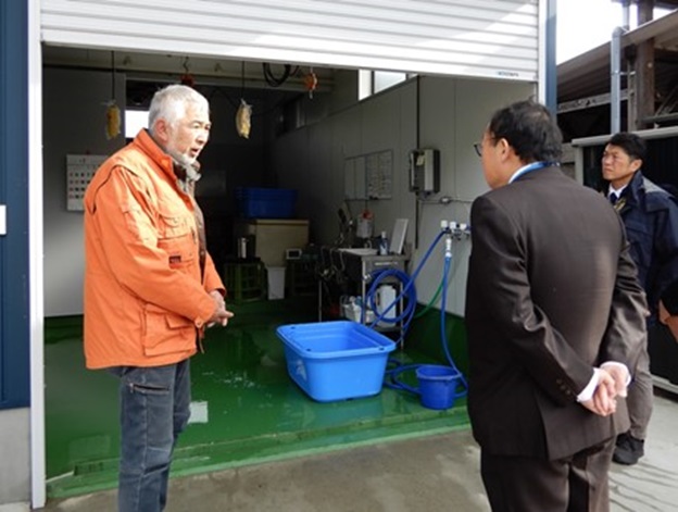 「みえるらべる」が付いた農産物を購入しようと思いますか　ぜひ購入したい62％ 気が向いたら購入したい35% 購入しようと思わない1% その他1%