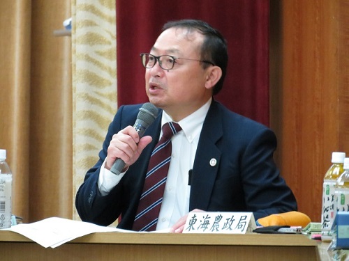 写真：令和7年度農林水産予算のポイントを説明する加納地方参事官（令和7年1月15日撮影）