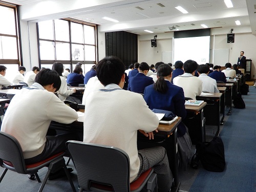 出前授業の様子（令和6年11月14日撮影）