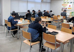 食堂内の様子