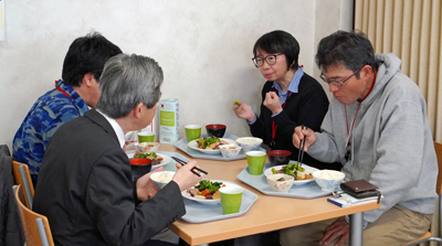 食事の様子