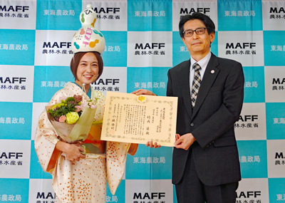 竹内氏